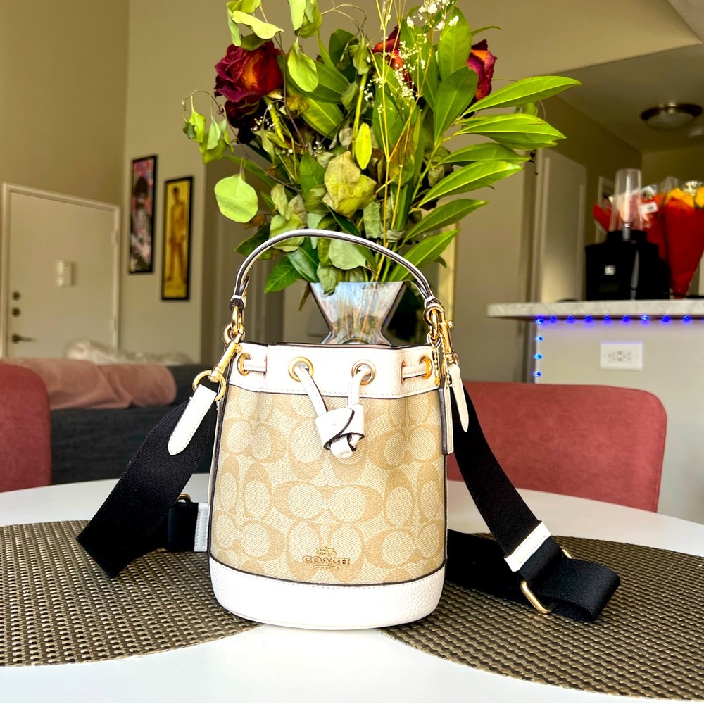 Coach Dempsey Drawstring Bucket Bag